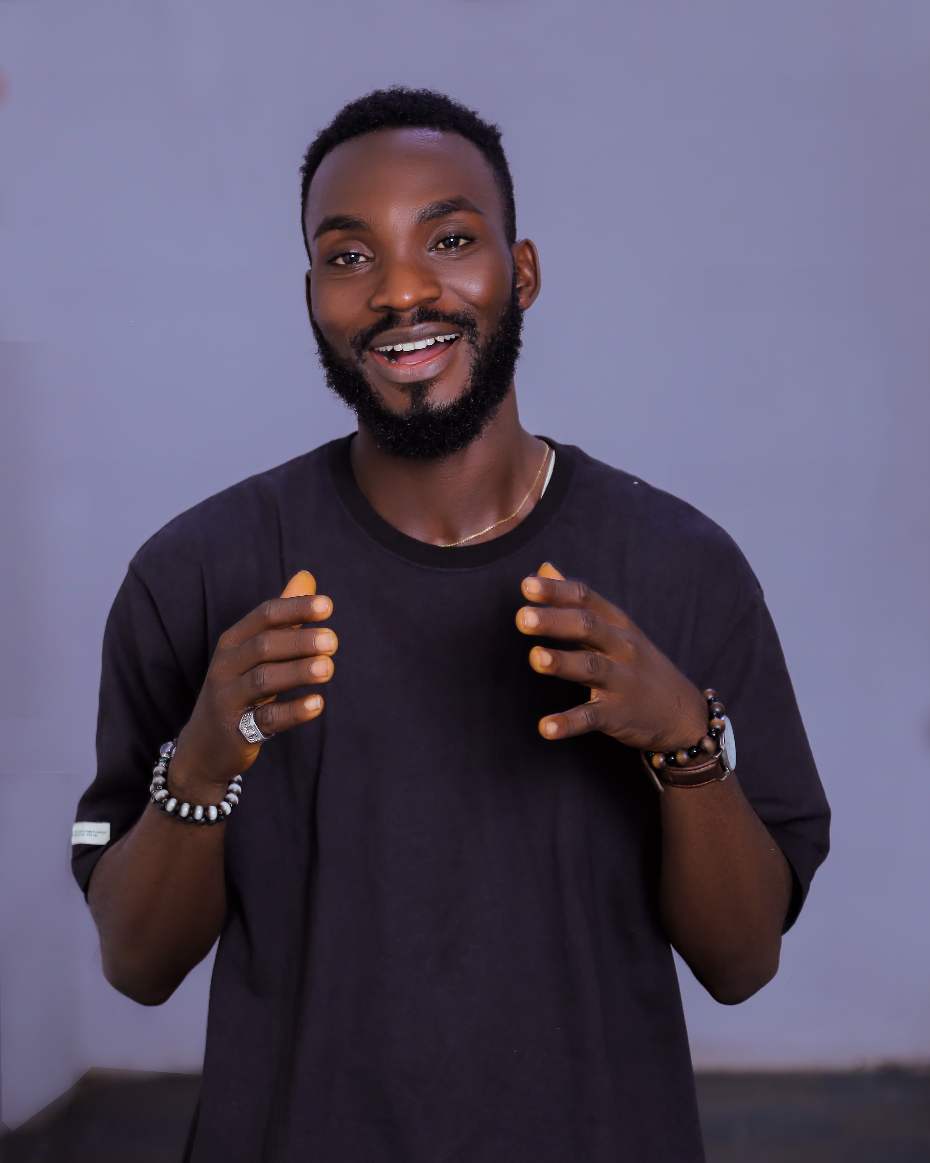 Steve Oladele - Fullstack Growth Marketer